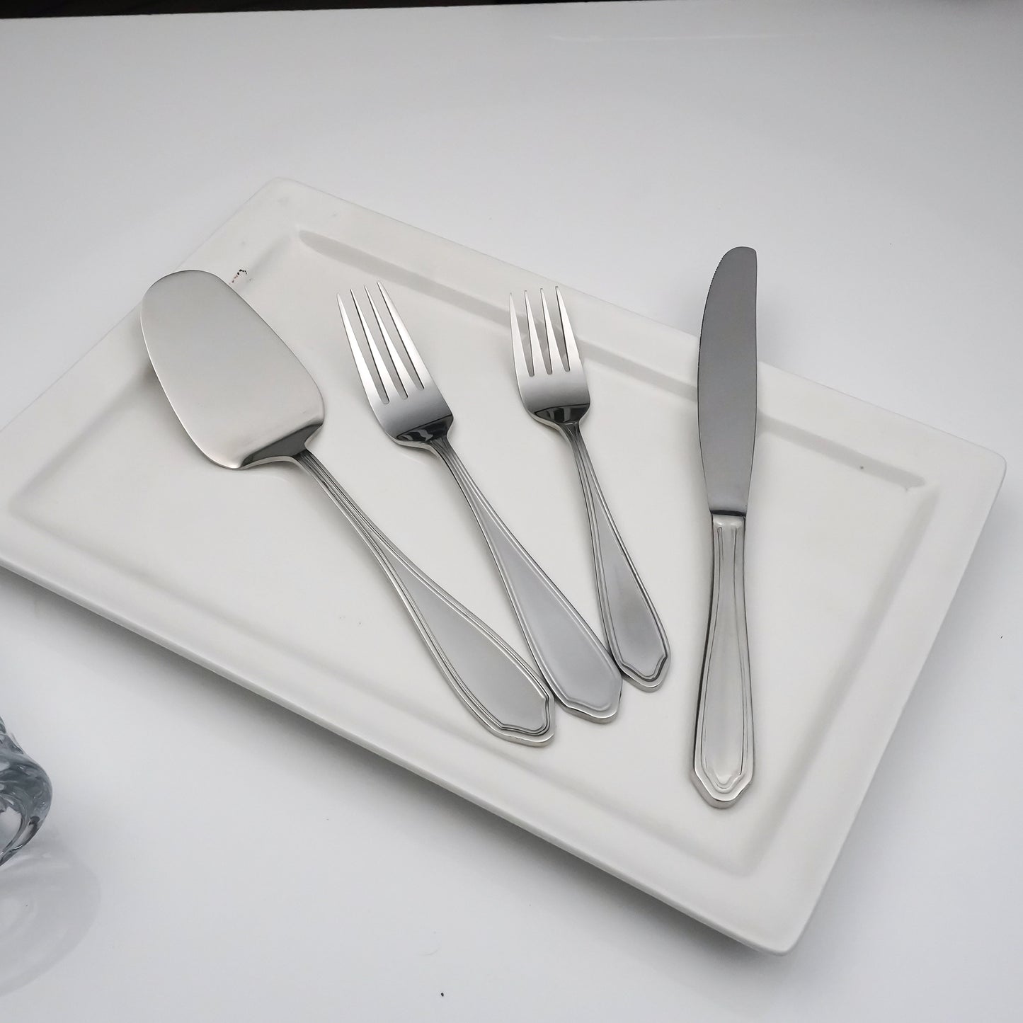 Lucente Cutlery Set