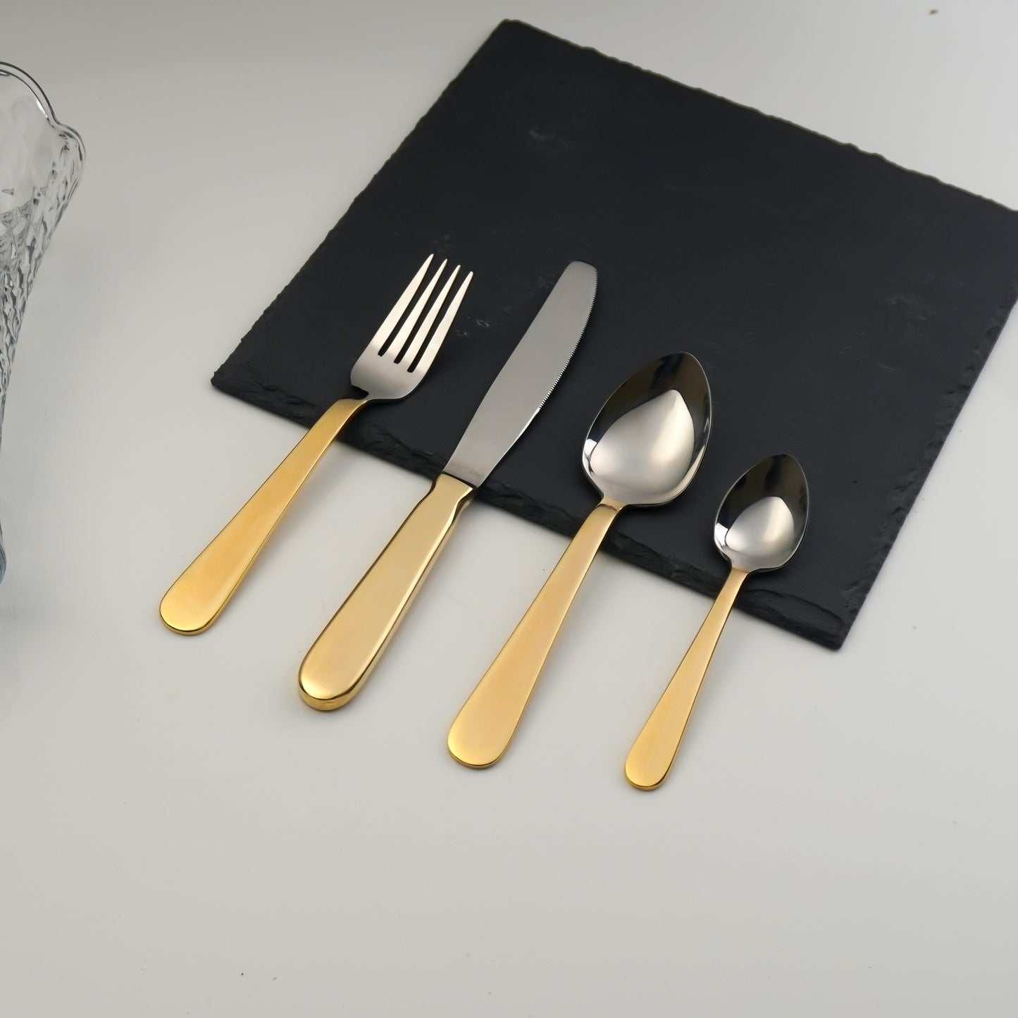 Avento Gold Cutlery Set