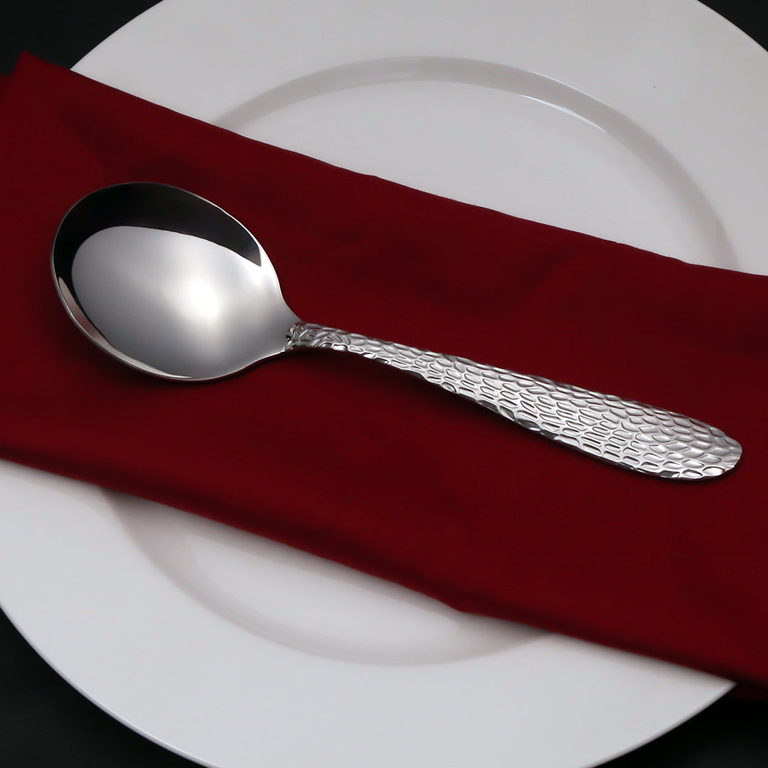 Hammered Serving Curry