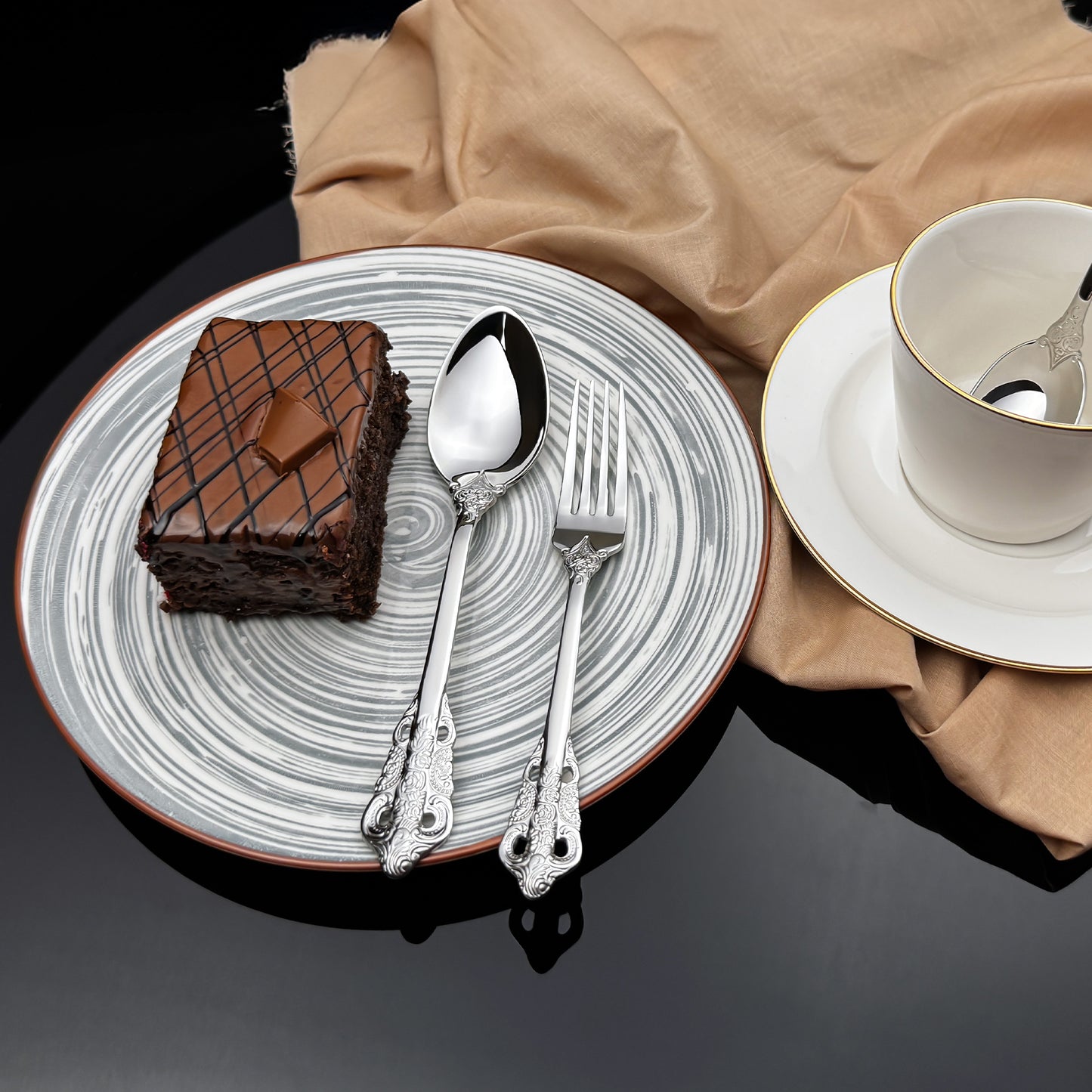 Vittoria Cutlery Set