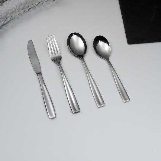 Lunaro 8 Persons Cutlery Set