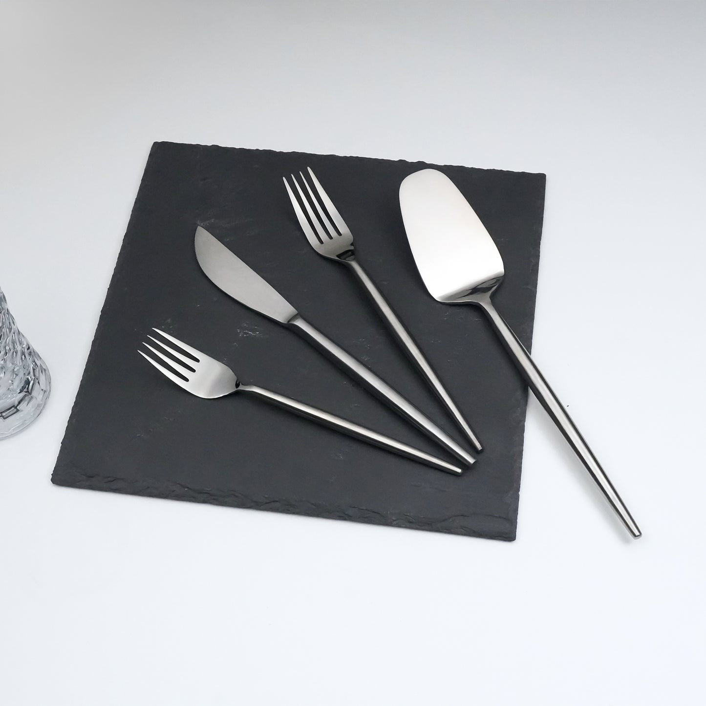 Linea 12 Persons Cutlery Set